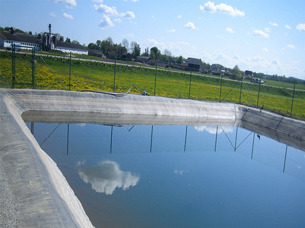 專(zhuān)業(yè)技術(shù)施工保障防滲膜使用效果有所提升 專(zhuān)業(yè)技術(shù)施工保障防滲膜使用效果有所提升