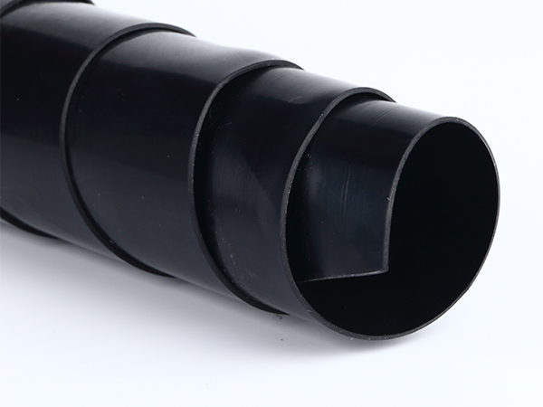 如何固定水產(chǎn)防滲膜才能夠更穩(wěn)固？