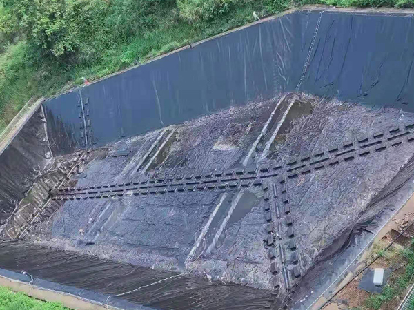 HDPE防滲膜可用在污水處理池項目中 HDPE防滲膜可用在污水處理池項目中