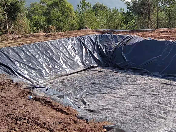 歸納總結(jié)養(yǎng)殖土工膜的施工要求