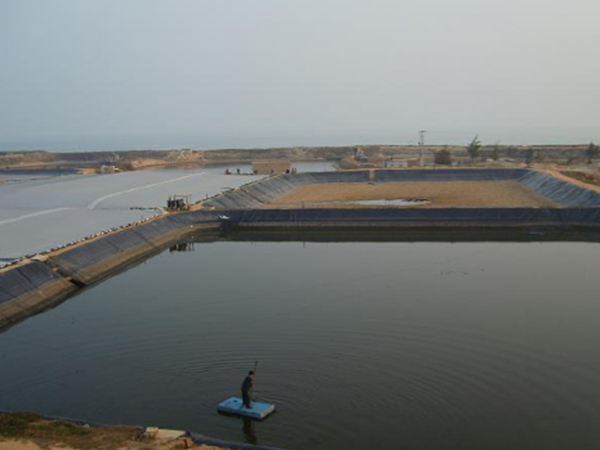 電火花法檢測水產(chǎn)土工膜的滲漏性能