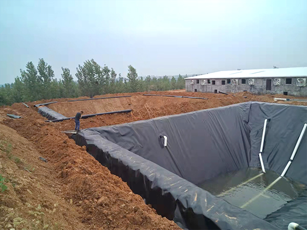 污水處理池的建設(shè)為何可選擇防滲膜？