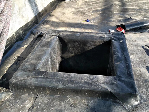 把握好防滲土工膜鋪設施工的天氣環(huán)境