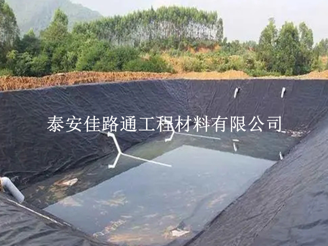 選擇鋪設養(yǎng)殖防滲土工膜須謹慎嚴格