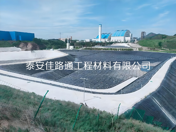 魚塘防滲膜在鋪設(shè)過程中須避免的兩大問題